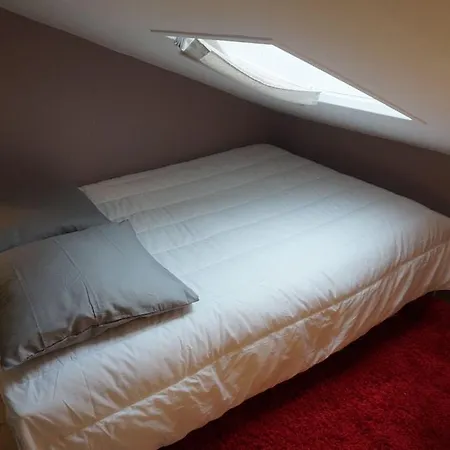 アパート Spacious 2-bedroom Family Duplex With Free Parking And Netflix ボルドー