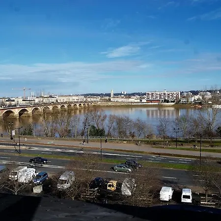 Spacious 2-bedroom Family Duplex With Free Parking And Netflix * Bordeaux