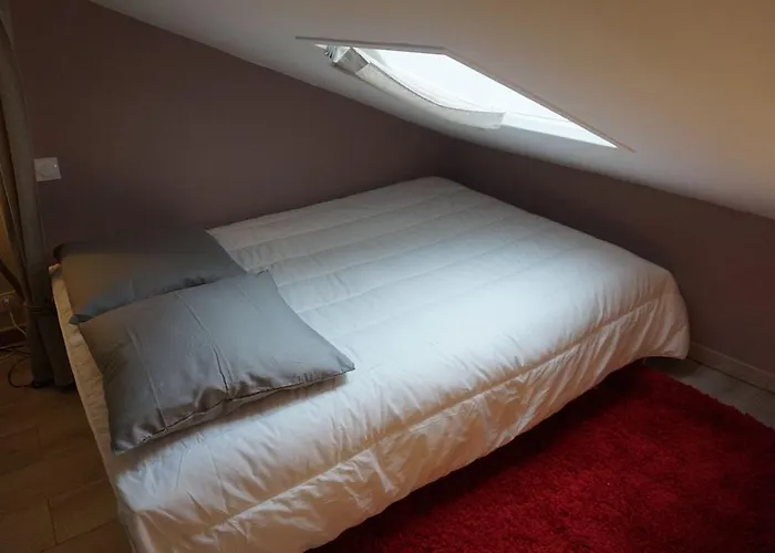 Apartamento Spacious 2-bedroom Family Duplex With Free Parking And Netflix Burdeos