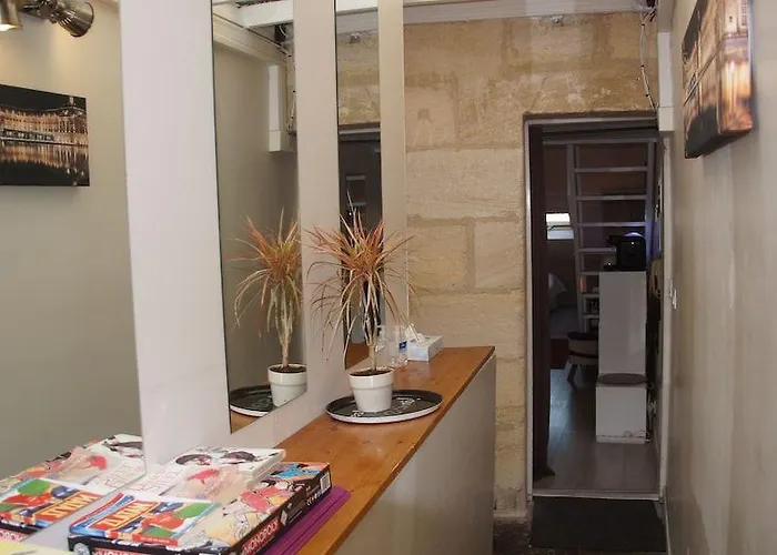 Spacious 2-bedroom Family Duplex With Free Parking And Netflix Apartamento
